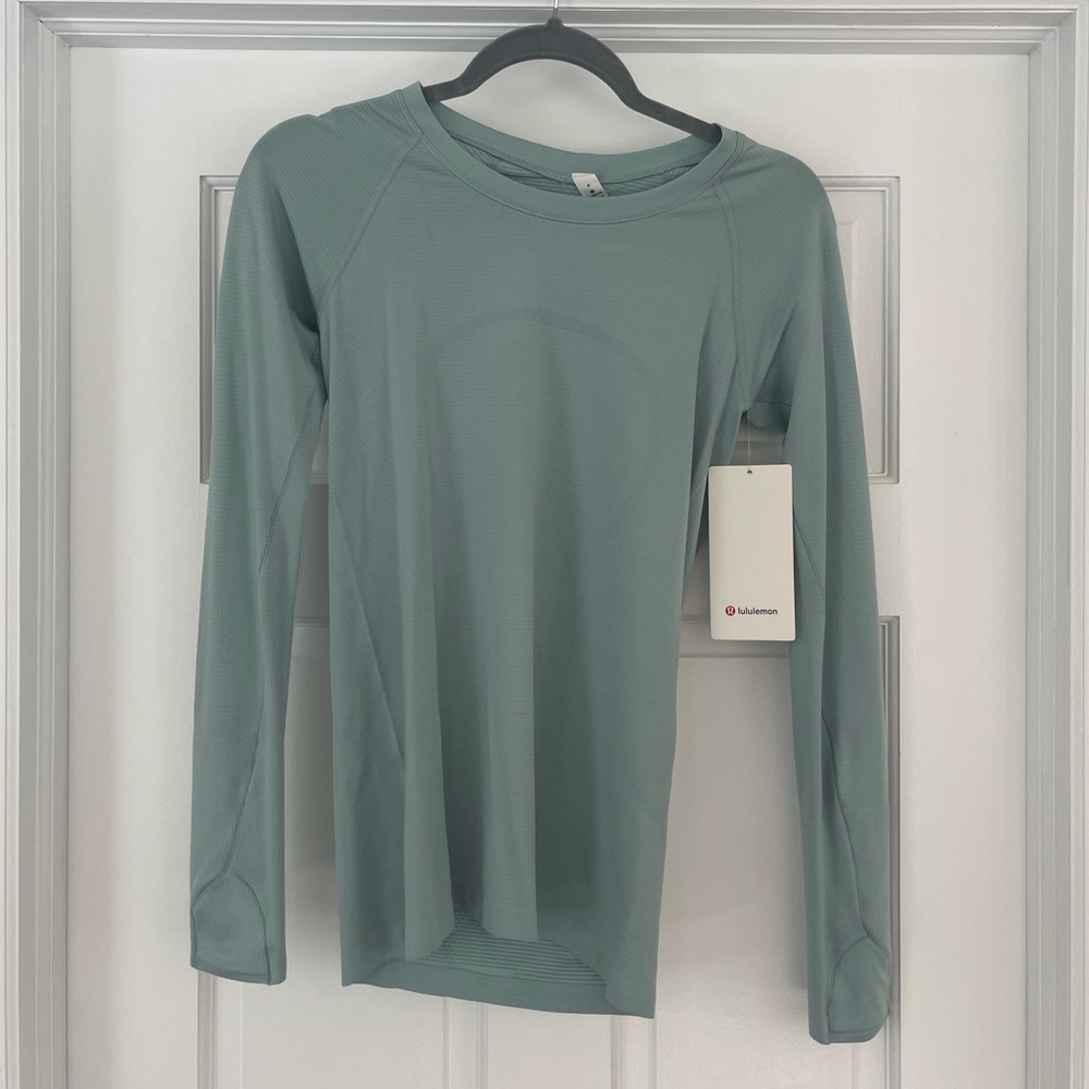 lululemon athletica Long Sleeve Top in Sage Green